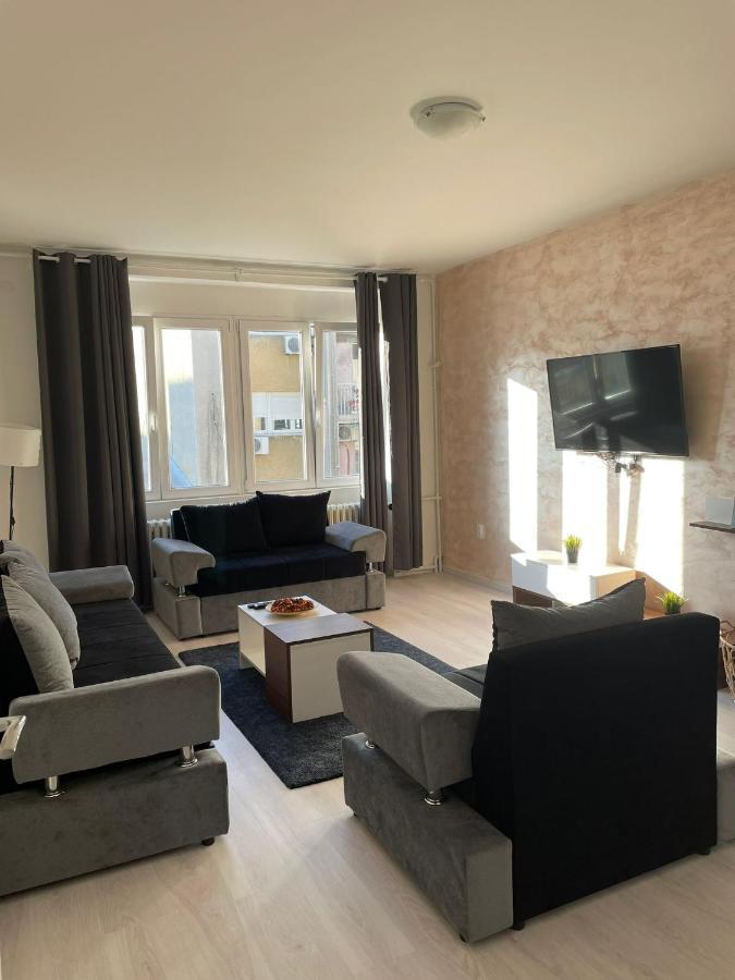 Apartment 51 - Bright, Spacious, Lux 1 Bedroom In The City Center - Stari Grad ベオグラード エクステリア 写真